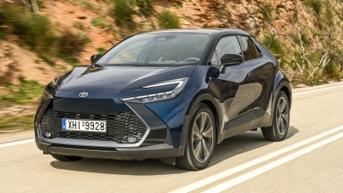 Οδηγούμε την εντυπωσιακή δεύτερη γενιά του Toyota C-HR